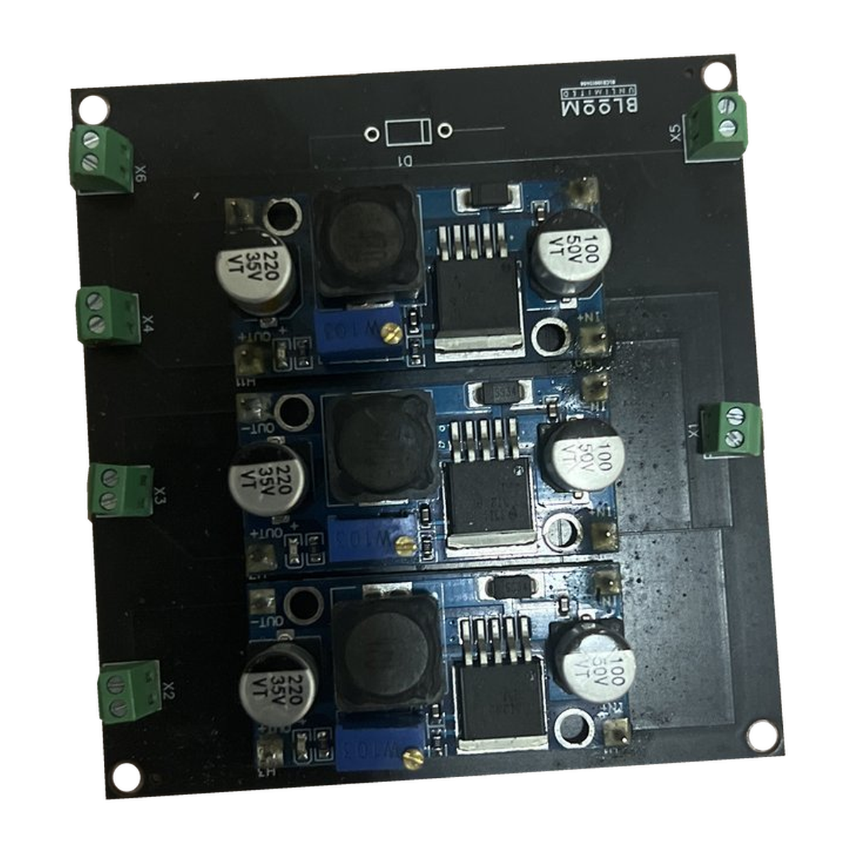 Triple Buck Converter Module — isolated board presentation